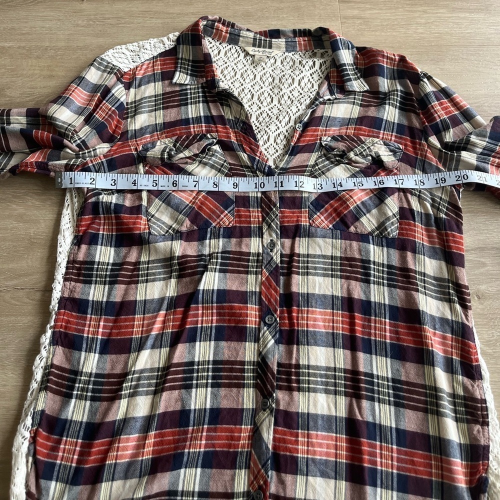 Lucky Brand Plaid Shirt Womens Size M Button Down Lace Back - Picture 3 of 6